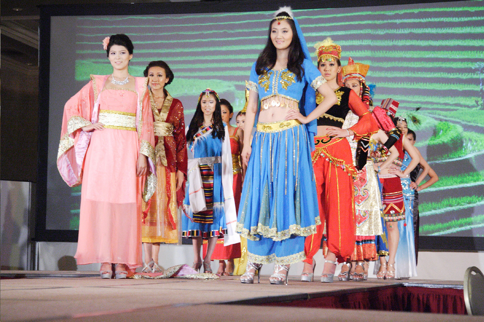 RC_Studios_Miss_Asia_2012_Modeling_Contest_03